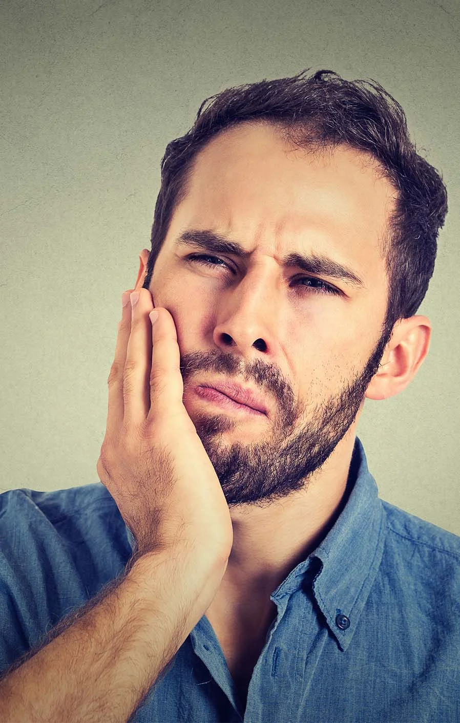 Man In Pain Wisdom Teeth Removal